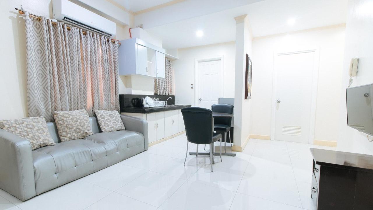 Reddoorz Plus @ Better Living Paranaque Paranaque City Dış mekan fotoğraf