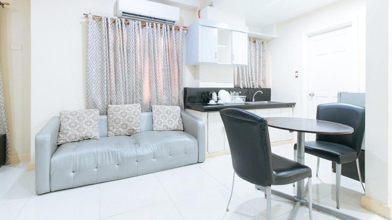 Reddoorz Plus @ Better Living Paranaque Paranaque City Dış mekan fotoğraf