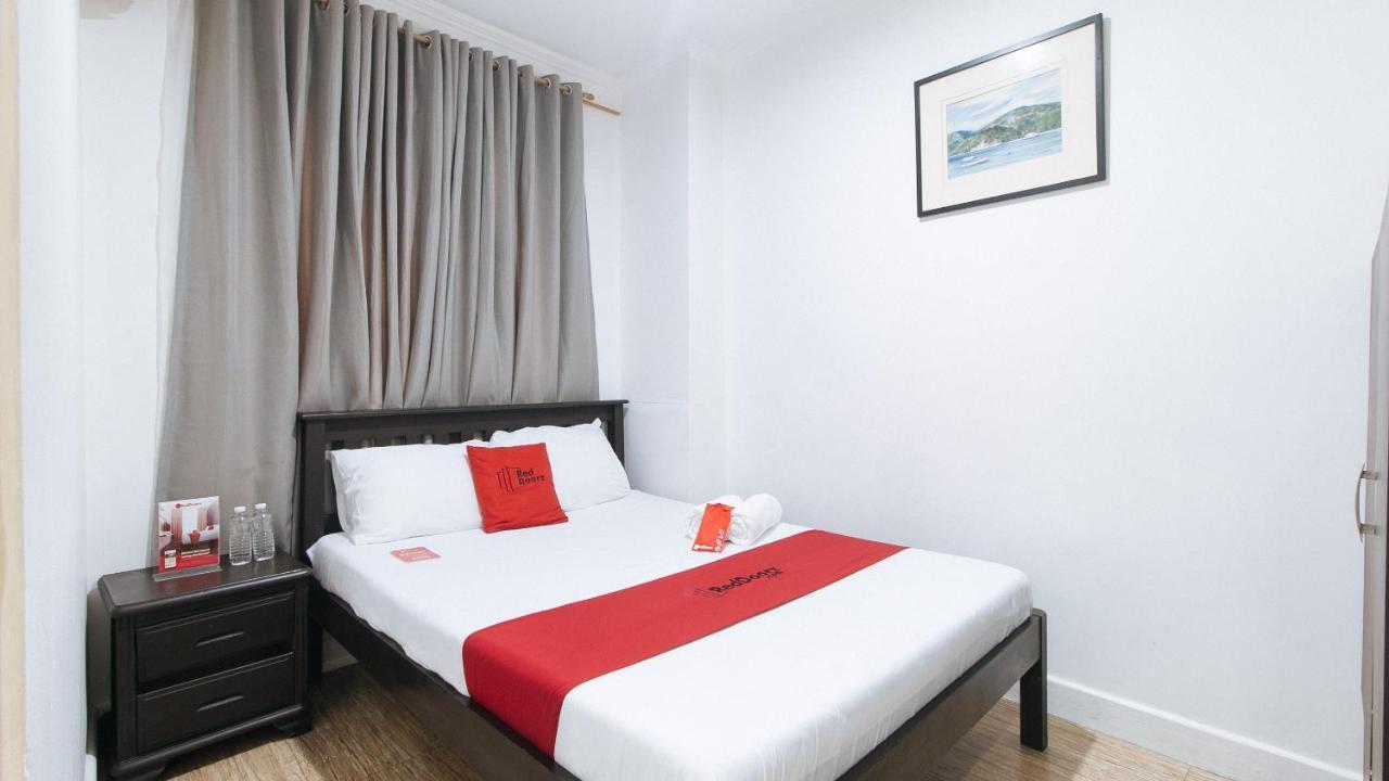 Reddoorz Plus @ Better Living Paranaque Paranaque City Dış mekan fotoğraf