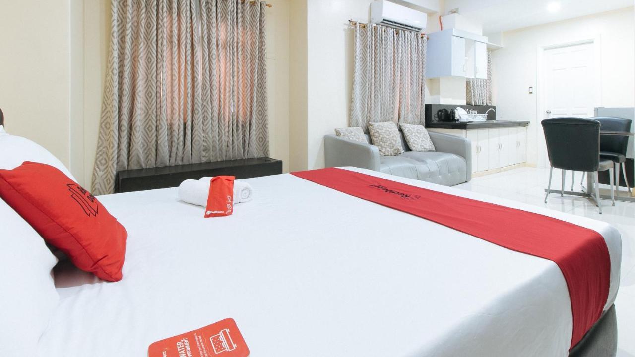 Reddoorz Plus @ Better Living Paranaque Paranaque City Dış mekan fotoğraf