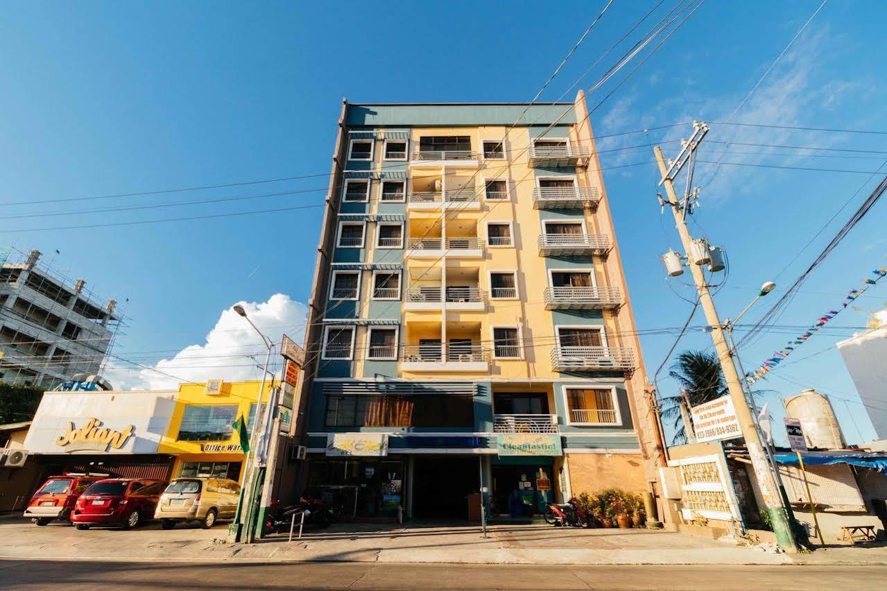 Reddoorz Plus @ Better Living Paranaque Paranaque City Dış mekan fotoğraf